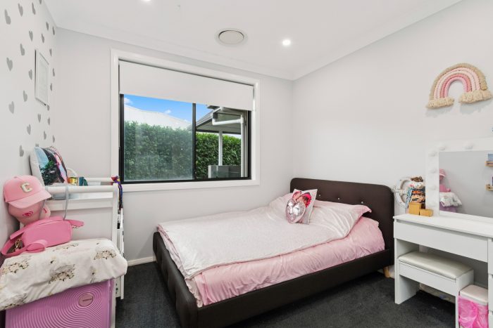 31 Brushgrove Cct, Calderwood NSW 2527, Australia