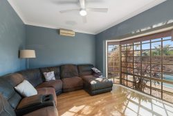 37 Cambridge Rd, Dapto NSW 2530, Australia