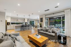 169 Citybay Dr Point Cook VIC 3030 Australia