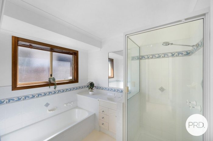 3 Cremorne Dr, Tannum Sands QLD 4680, Australia