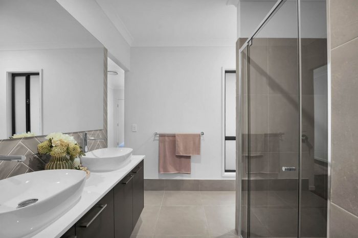 71 Capilano Wy, Spring Mountain QLD 4300, Australia