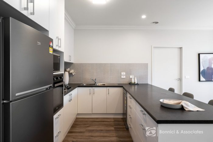 7 Elmwood Cct, Wodonga VIC 3690, Australia