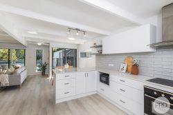 57 Fairlands Rd, Mallabula NSW 2319, Australia