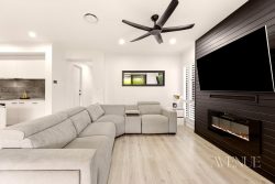 1 Fraser La, Pimpama QLD 4209, Australia