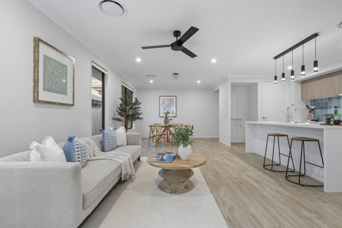 16 Guroman Dr, Greenbank QLD 4124, Australia