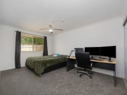 Unit 2/6 Gallagher Dr, Lismore Heights NSW 2480, Australia