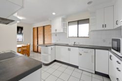 49 Bridge Rd, South Mackay QLD 4740, Australia