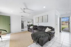 59 Broomdykes Dr, Beaconsfield QLD 4740, Australia