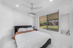 59 Broomdykes Dr, Beaconsfield QLD 4740, Australia