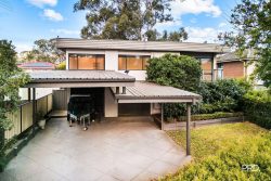 17 Griffiths Rd, McGraths Hill NSW 2756, Australia