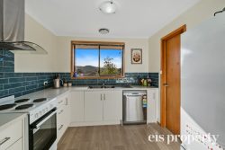 6 Harris Ct, Kingston TAS 7050, Australia