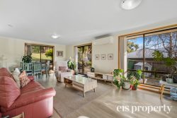 6 Harris Ct, Kingston TAS 7050, Australia