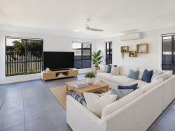 17 Henry St, Nirimba QLD 4551, Australia