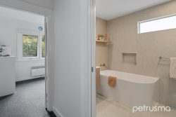 21 Hill St, Bellerive TAS 7018, Australia