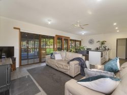 496 Ibbs Ln, Mailors Flat VIC 3275, Australia