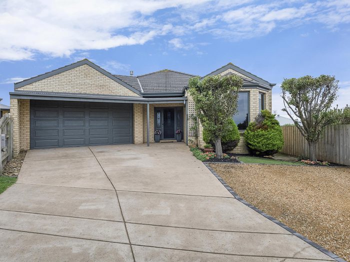 34 Nina St, Dennington VIC 3280, Australia