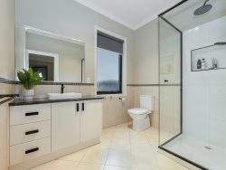 34 Nina St, Dennington VIC 3280, Australia