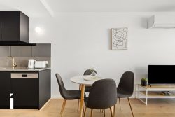 Unit 226/81 Cooyong St, Reid ACT 2612, Australia