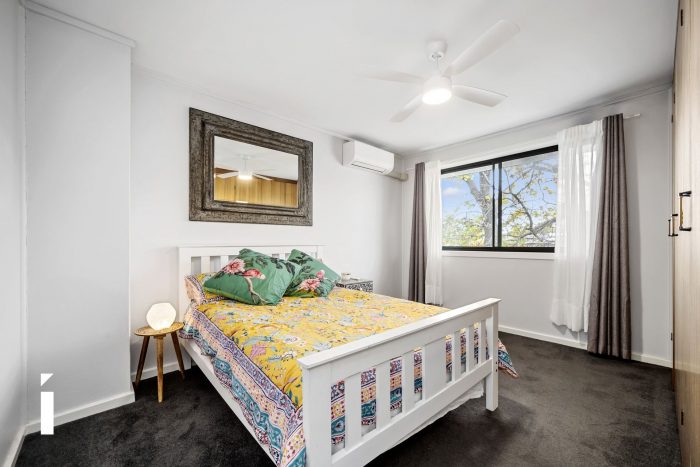 92 Eggleston Cres, Chifley ACT 2606, Australia