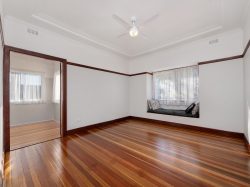 27 Jacaranda Ave, East Lismore NSW 2480, Australia