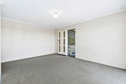 2 Jacaranda Dr, Torquay QLD 4655, Australia