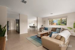 13 Luscombe Dr, Diamond Creek VIC 3089, Australia