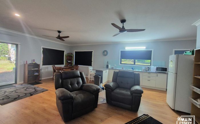 186 McLaughlan Rd Benarkin North QLD 4314 Australia