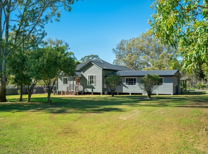 7715 New England Hwy, Crows Nest QLD 4355, Australia