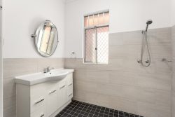 28 Victoria St, Guildford WA 6055, Australia