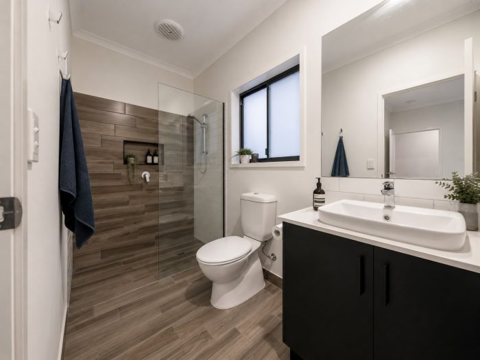 70 Parker Rd, Cannonvale QLD 4802, Australia