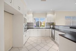 11 Parkin Ct, Plympton SA 5038, Australia
