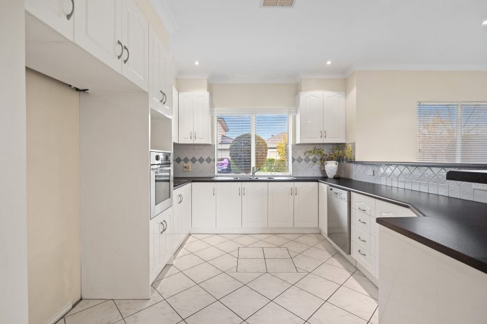 11 Parkin Ct, Plympton SA 5038, Australia