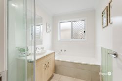 18 Sunrise St, Morayfield QLD 4506, Australia