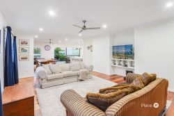 22 Long St, Clontarf QLD 4019, Australia
