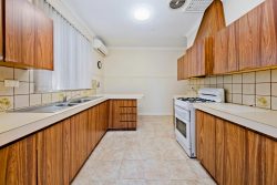 12 Bradshaw Cres, Manning WA 6152, Australia