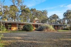 15 Chandler Rd, Gruyere VIC 3770, Australia