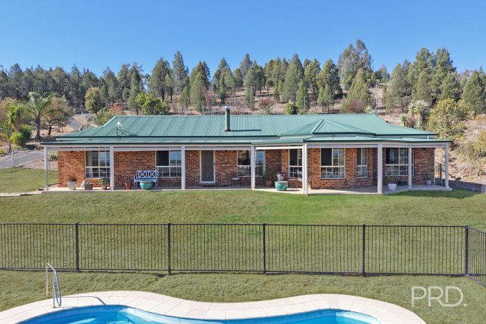 59 Ray Carter Dr, Quirindi NSW 2343, Australia