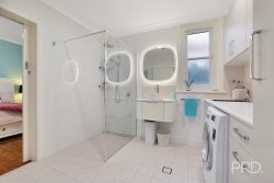 45 Roderick St, East Tamworth NSW 2340, Australia