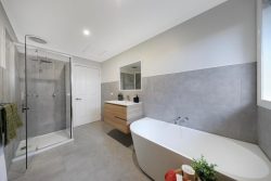 Unit 3/1 South Rd, Airport West VIC 3042, Australia