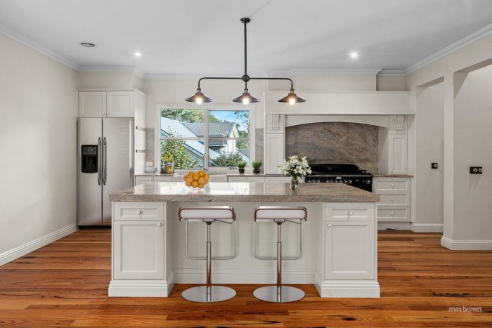 Unit 3/4 Station Rd, Seville VIC 3139, Australia
