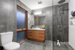 6 St Austell Ct, Croydon Hills VIC 3136, Australia