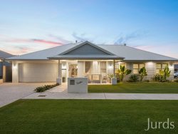 17 Hedley Wy, North Rothbury NSW 2335, Australia