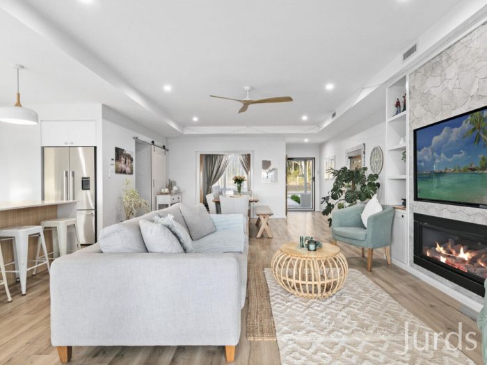 17 Hedley Wy, North Rothbury NSW 2335, Australia
