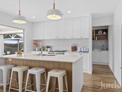 17 Hedley Wy, North Rothbury NSW 2335, Australia