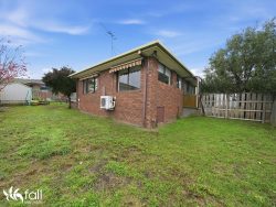 Unit 2/1 Carmont Ct, Howrah TAS 7018, Australia