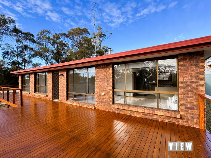 20 Pacific Dr, Binalong Bay TAS 7216, Australia