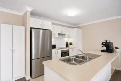24 Dixon Cct, Muswellbrook NSW 2333, Australia