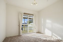 3 Wellwood St, Lenah Valley TAS 7008, Australia