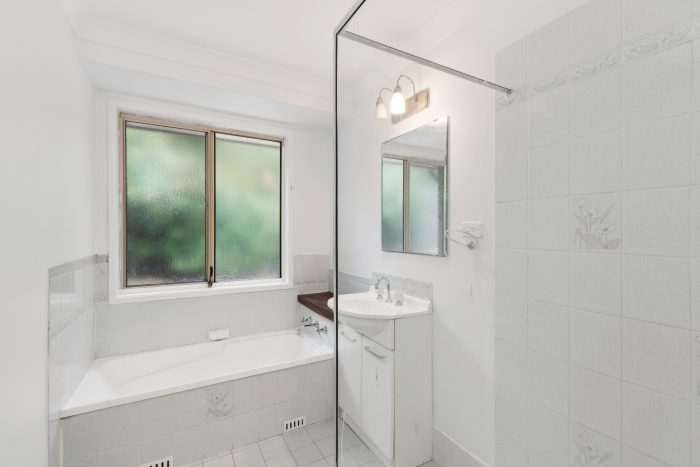 30 Westwood Dr, Blackbutt NSW 2529, Australia