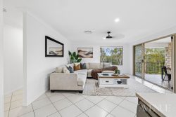 19 William Humphreys Dr, Mundoolun QLD 4285, Australia